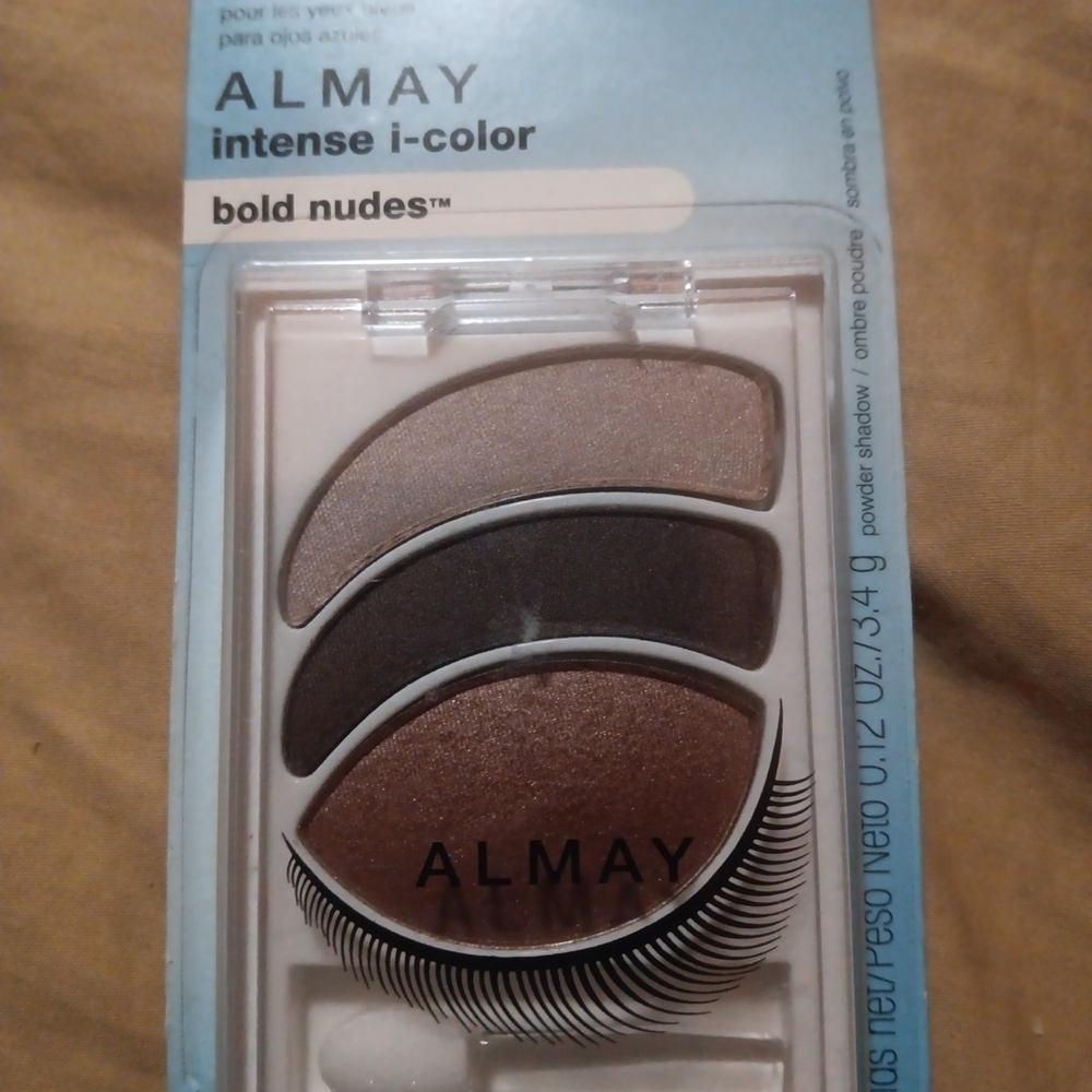 Almay Bold Nudes Eyeshadow Trio